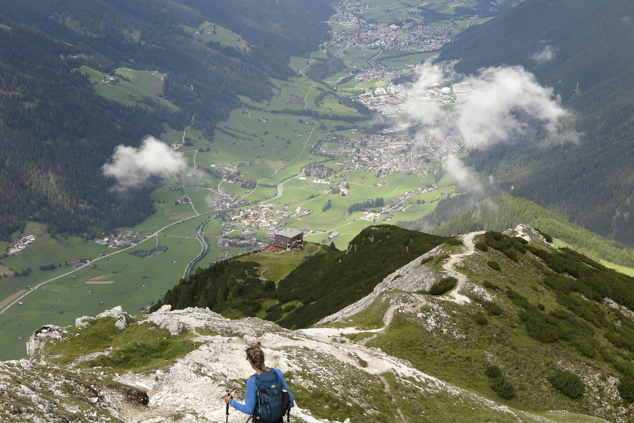 Zwölferspitze, Zwölfernieder